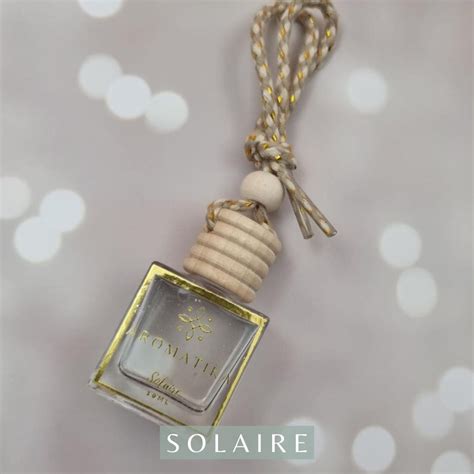 solaire scent description